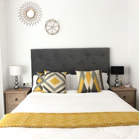 Ferienwohnung Ancha Del Carmen Ave Centro Malaga Madmar Lujo New Zambrano Exterior foto