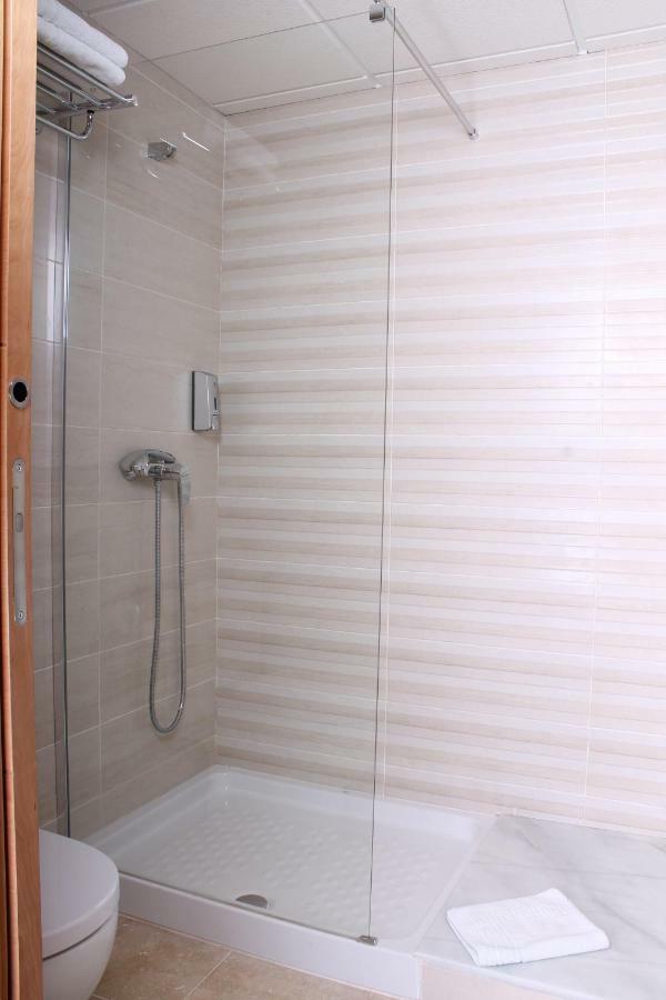 Ferienwohnung Ancha Del Carmen Ave Centro Malaga Madmar Lujo New Zambrano Exterior foto