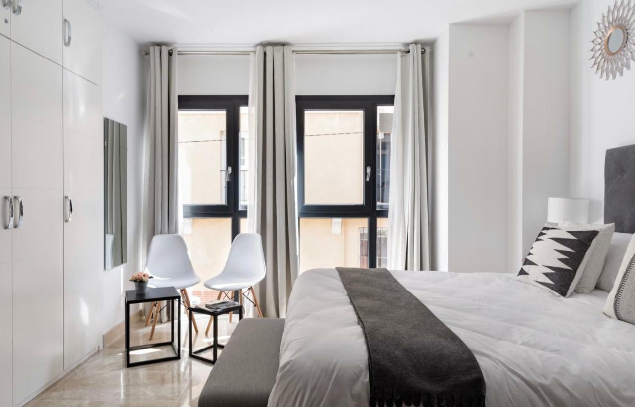 Ferienwohnung Ancha Del Carmen Ave Centro Malaga Madmar Lujo New Zambrano Exterior foto