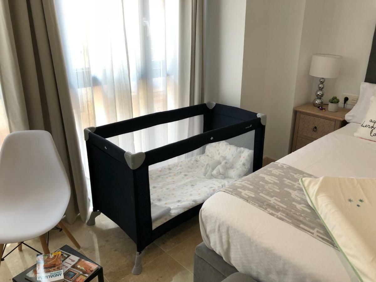 Ferienwohnung Ancha Del Carmen Ave Centro Malaga Madmar Lujo New Zambrano Exterior foto