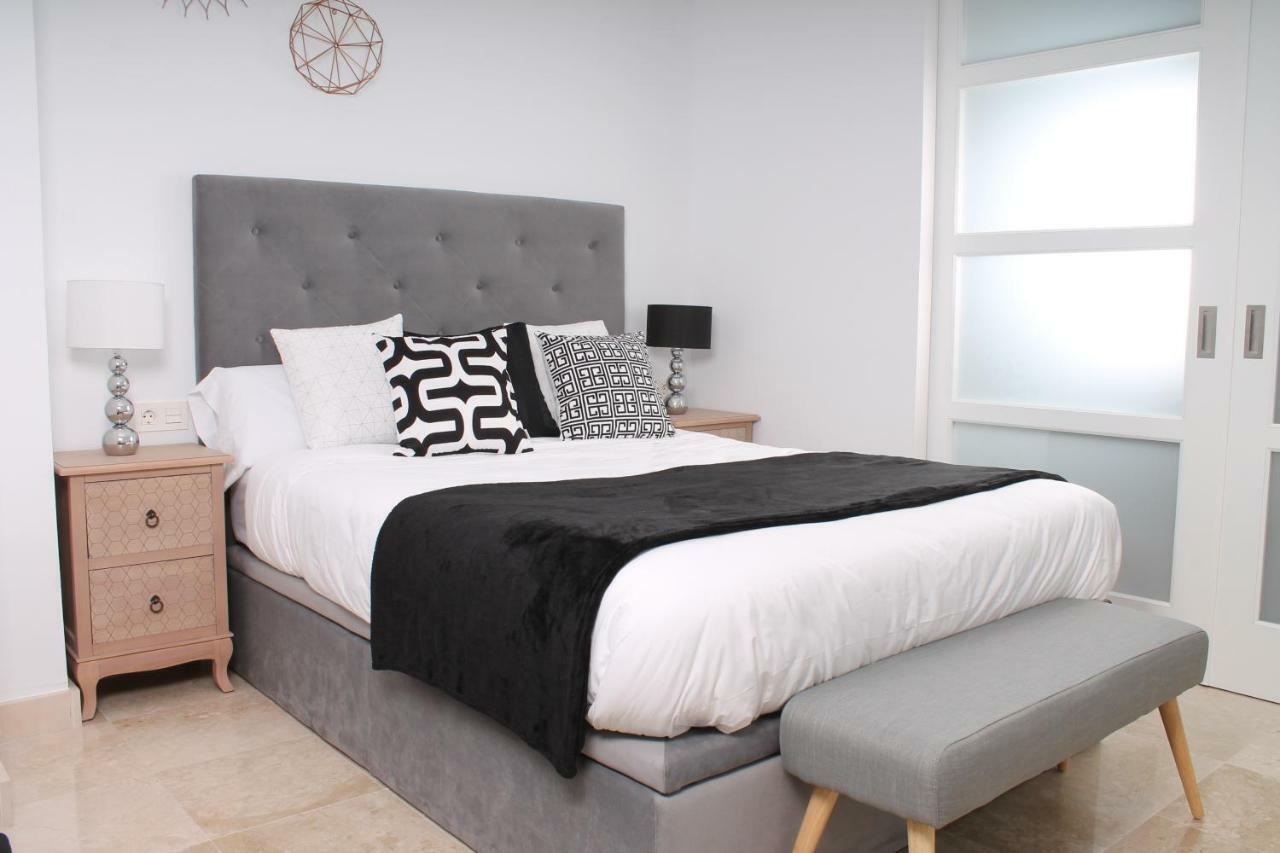 Ferienwohnung Ancha Del Carmen Ave Centro Malaga Madmar Lujo New Zambrano Exterior foto
